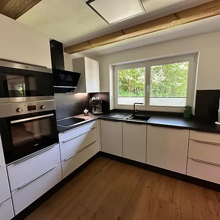 Klamm Apartment *