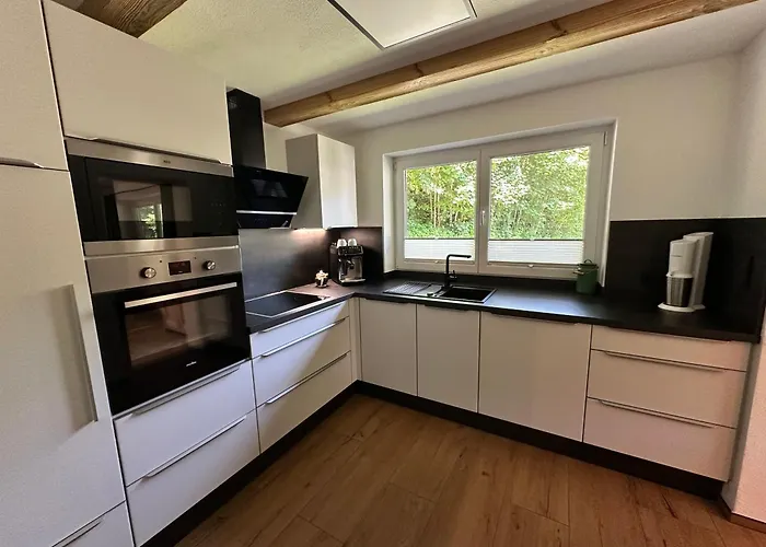 Klamm Apartman *